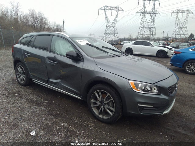 2018 Volvo V60, VIN: YV440MWK7J2053735