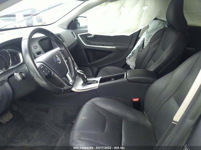 2018 Volvo V60, VIN: YV440MWK7J2053735