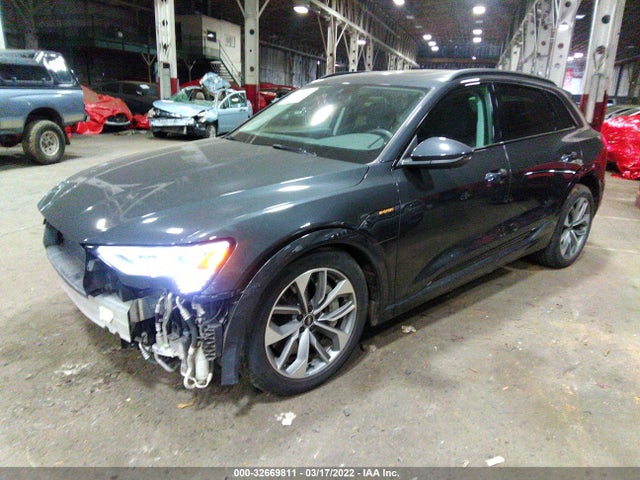 2021 Audi e-tron, VIN: WA1LAAGE6MB005953
