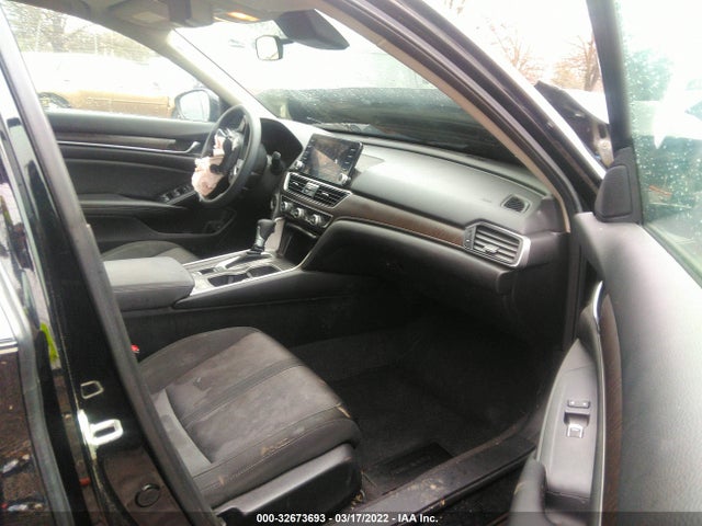 2019 HONDA ACCORD SEDAN EX 1.5T VIN: 1HGCV1F41KA136263