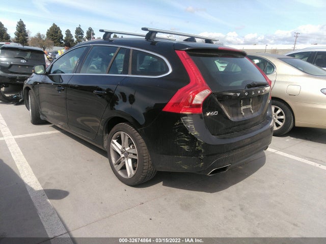 2015 Volvo V60, VIN: YV140MEK5F1225479