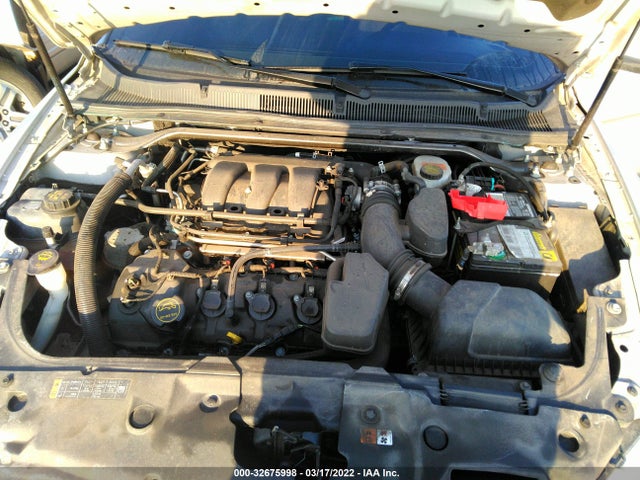 2017 Ford Taurus, VIN: 1FAHP2E84HG126217