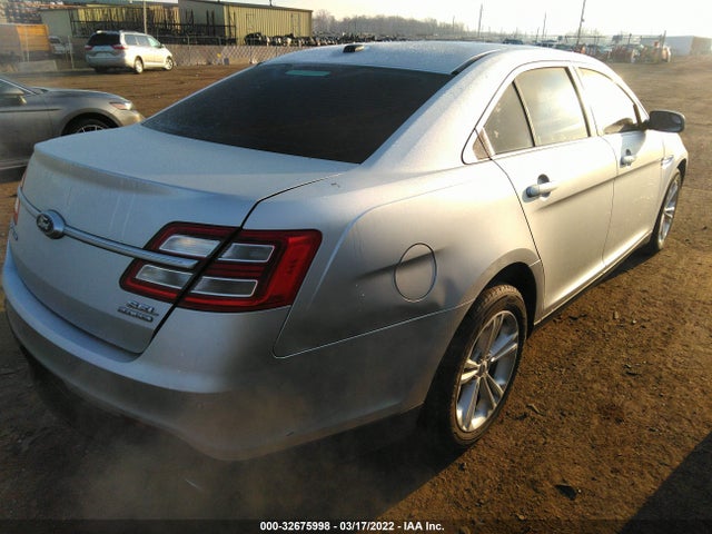 2017 Ford Taurus, VIN: 1FAHP2E84HG126217