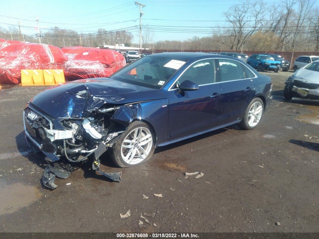 2020 Audi A4, VIN: WAUENAF41LA040526