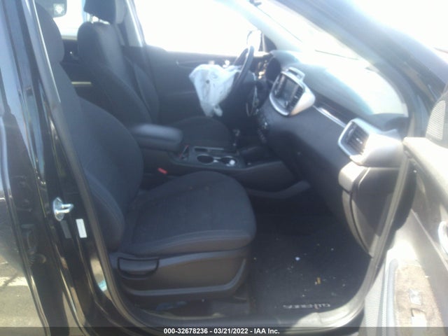 2017 Kia Sorento, VIN: 5XYPGDA32HG321764