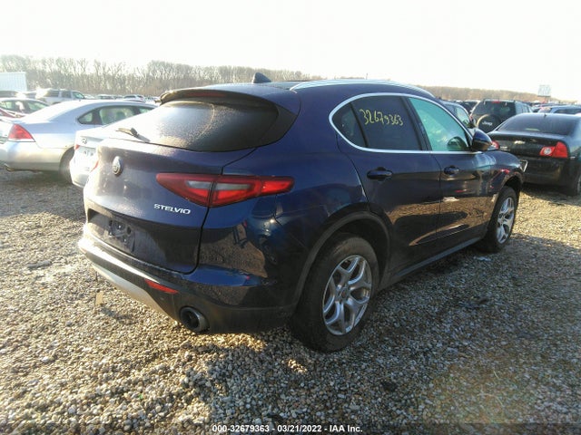 2018 Alfa Romeo Stelvio, VIN: ZASFAKAN2J7C28630