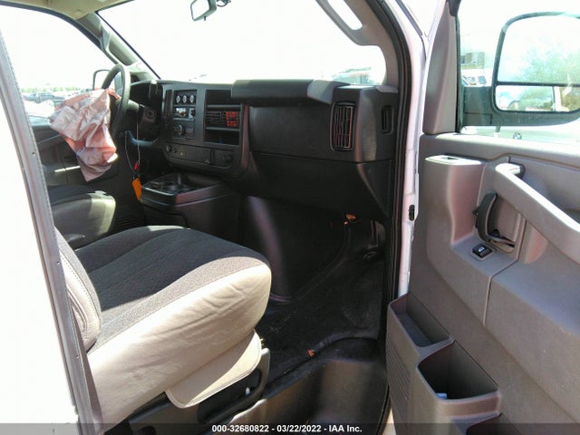 2019 GMC Savana, VIN: 1GTW7AFG5K1269947