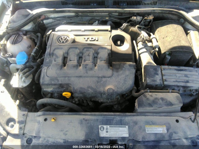 3VWLA7AJ6FM418088 Volkswagen Jetta Sedan 2.0l Tdi Se