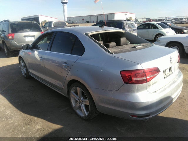 3VWLA7AJ6FM418088 Volkswagen Jetta Sedan 2.0l Tdi Se