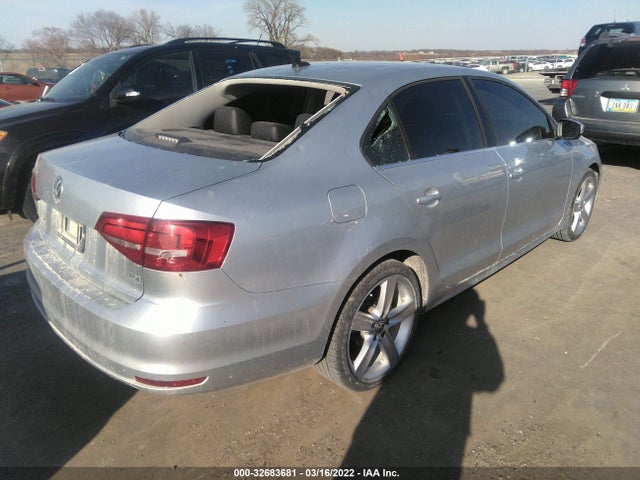 3VWLA7AJ6FM418088 Volkswagen Jetta Sedan 2.0l Tdi Se