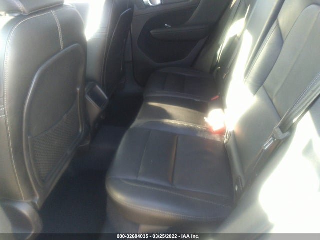 2020 Volvo XC40, VIN: YV4162UK2L2205271