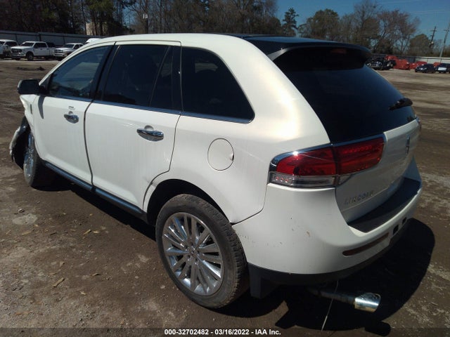 Lincoln MKX 2013 2LMDJ6JK2DBL34486 Image 3