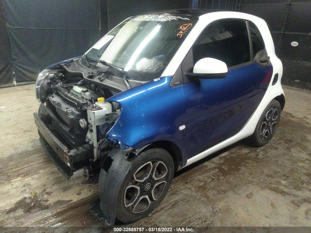 2017 Smart Fortwo, VIN: WMEFJ5DA4HK172590