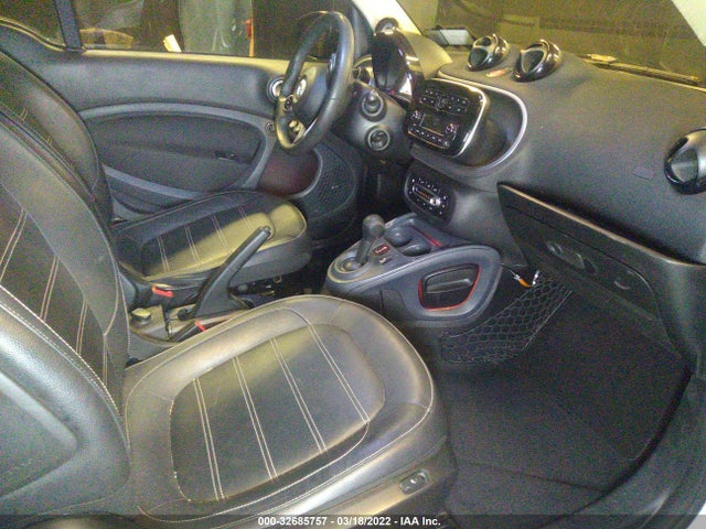 2017 Smart Fortwo, VIN: WMEFJ5DA4HK172590