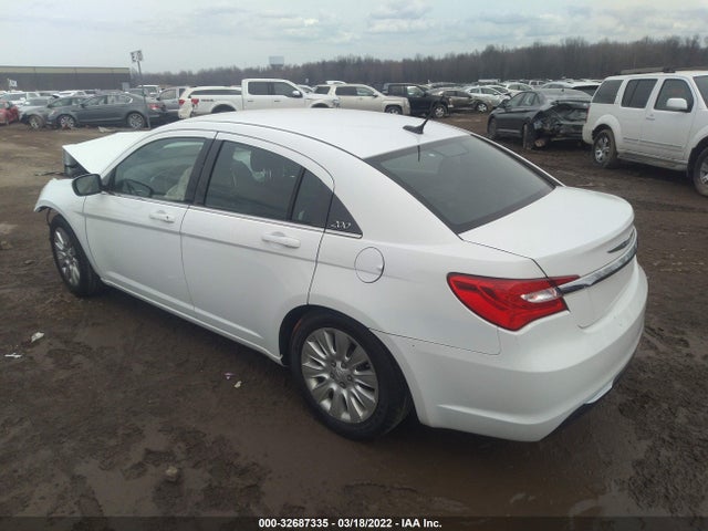 Chrysler 200 LX 2014 1C3CCBABXEN205016 Image 3