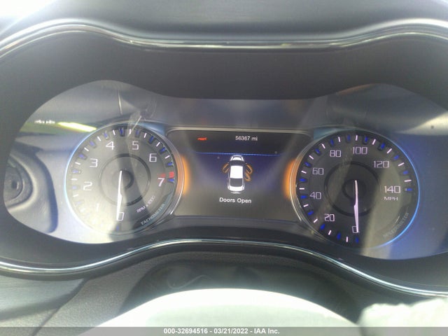 2017 Chrysler 200, VIN: 1C3CCCBG2HN500955