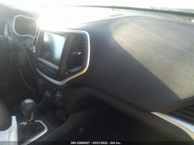 1C4PJLDB4HW526388 Jeep Cherokee Limited
