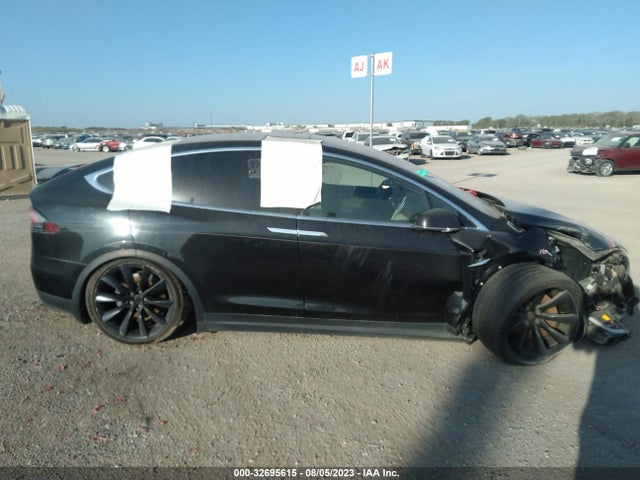 Tesla Model X 90d/75d/100d 2017 5YJXCDE24HF043017 Image 17
