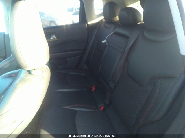 2019 Jeep Compass, VIN: 3C4NJDDB1KT627916