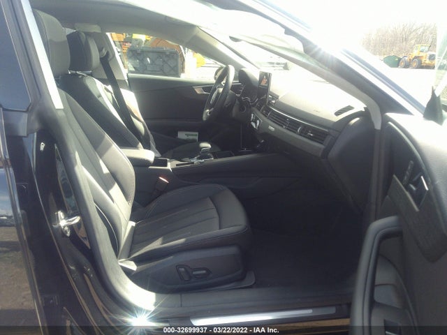 2021 Audi A5, VIN: WAUABCF51MA037915