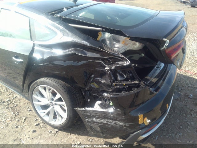 2021 Audi A5, VIN: WAUABCF51MA037915