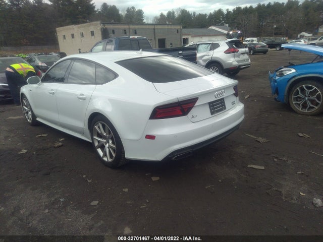 2016 Audi A7, VIN: WAU2GAFC2GN023804