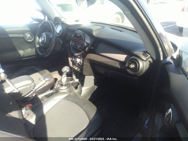 2015 Mini Cooper, VIN: WMWXM5C51FT939945