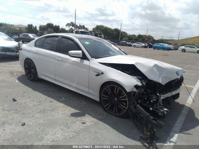 2018 BMW M5, VIN: WBSJF0C56JB283884