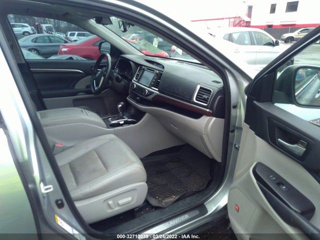 2015 Toyota Highlander, VIN: 5TDDCRFHXFS009126
