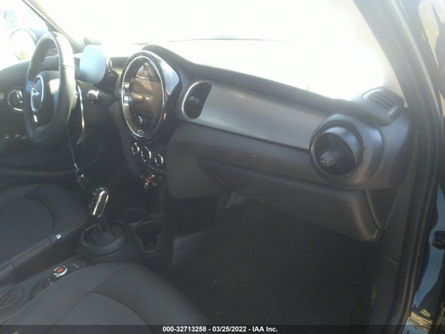 2022 Mini Hardtop, VIN: WMW33DK09N2P84261