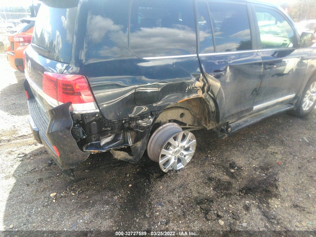 2019 Toyota Land Cruiser, VIN: JTMCY7AJ3K4085398