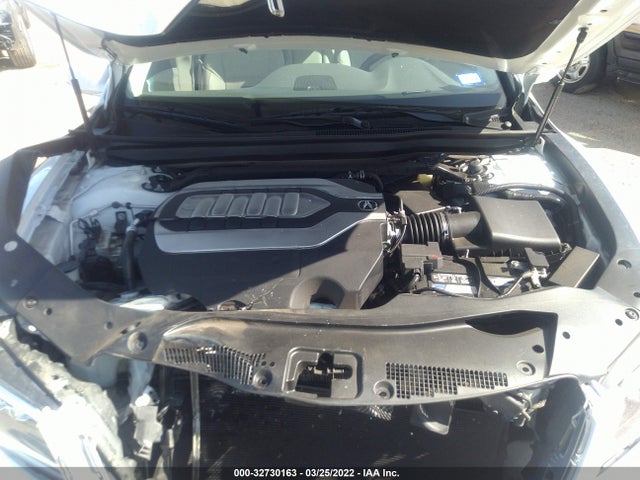 2016 Acura RLX, VIN: JH4KC1F94GC000604