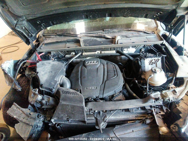 WA1BNAFY0J2091994 Audi Q5 Premium Plus