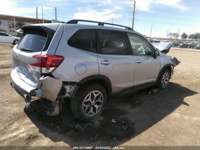 JF2SKAJC1MH540368 Subaru Forester Premium