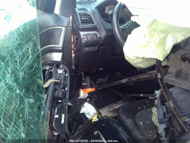 1FM5K7D89KGB09667 Ford EXPLORER XLT