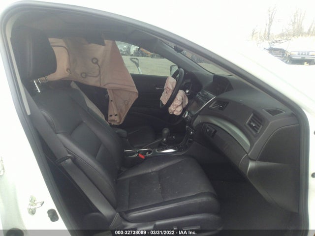 2017 Acura ILX, VIN: 19UDE2F79HA012352