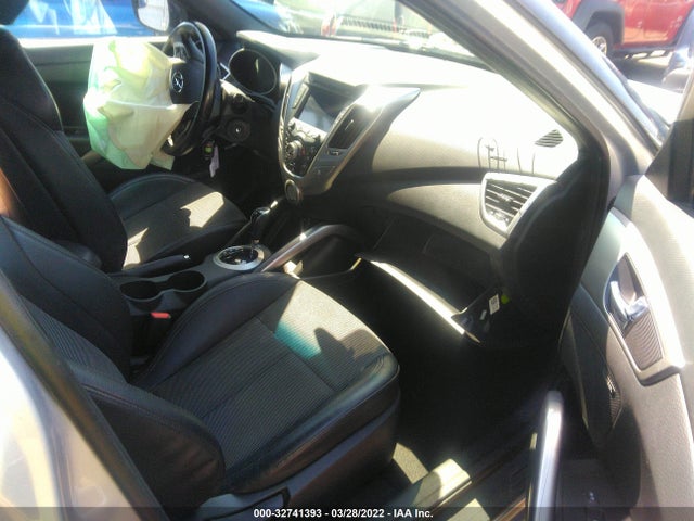 2016 HYUNDAI VELOSTER VIN: KMHTC6AD7GU280118