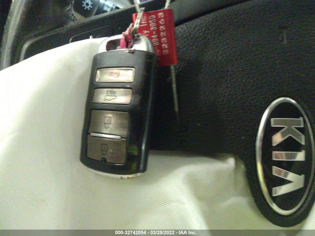2015 Kia Cadenza, VIN: KNALN4D73F5171881