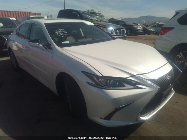2021 Lexus ES, VIN: 58ADA1C15MU001740