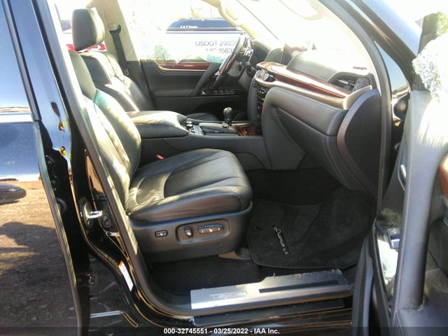 2019 Lexus LX, VIN: JTJHY7AX8K4297043