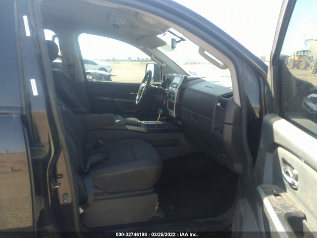 2015 Nissan Titan, VIN: 1N6BA0EC7FN500450