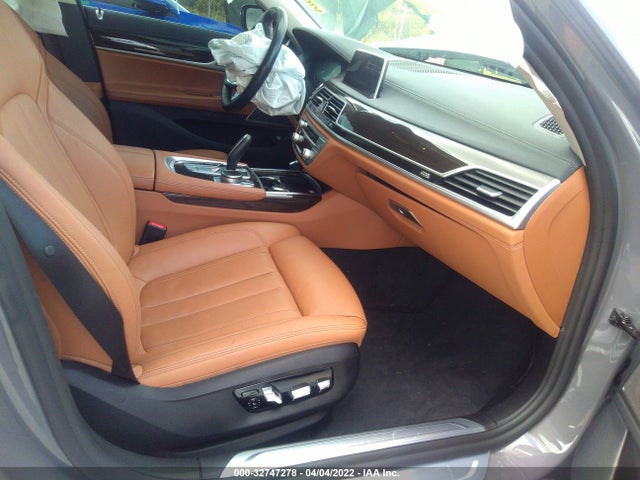 2020 BMW 7 Series, VIN: WBA7T2C0XLCD73689