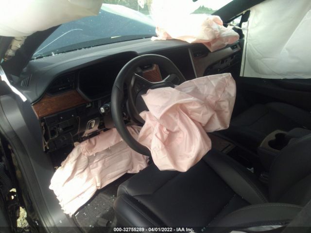 2019 TESLA MODEL X 5YJXCBE22KF160736 Photo 4