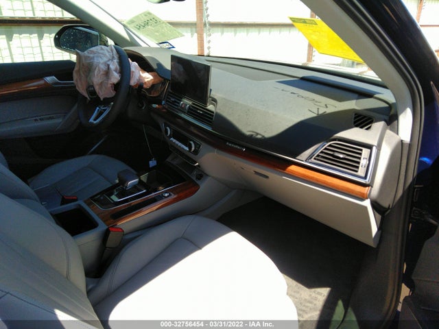 2022 Audi Q5, VIN: WA1GAAFY5N2002136