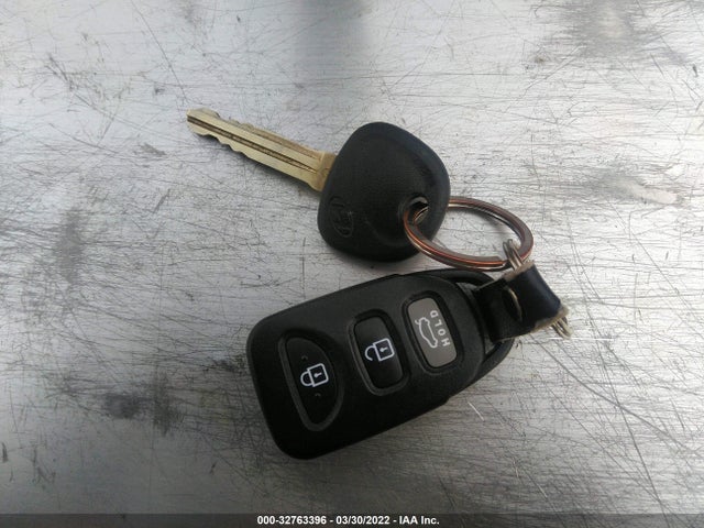 2015 Hyundai Elantra, VIN: KMHDH4AE5FU387928