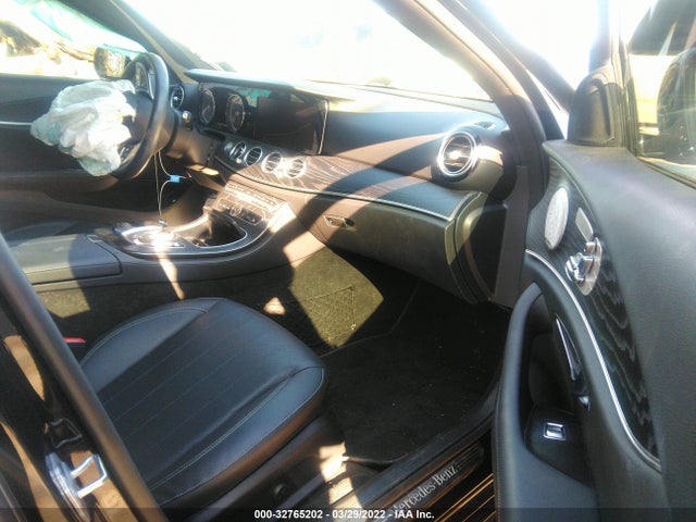 2019 Mercedes-Benz E-Class, VIN: WDDZF4KB4KA637276