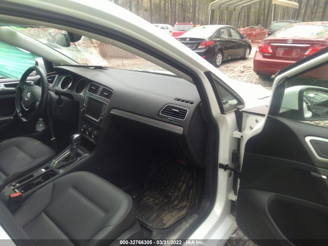 2016 Volkswagen Golf, VIN: WVWPP7AUXGW915272