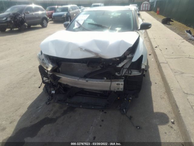 1N4AA6AP6JC400666 Nissan MAXIMA SL