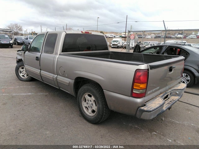 2000 CHEVROLET SILVERADO 1500 LS VIN: 2GCEC19T4Y1276990