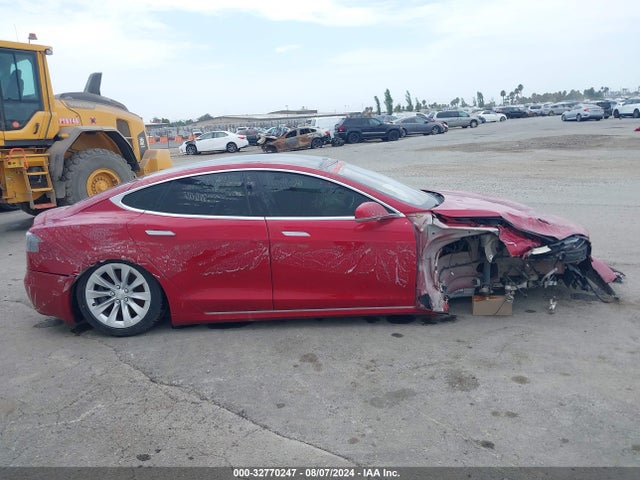 5YJSA1E18HF213739 Tesla Model S 60/75